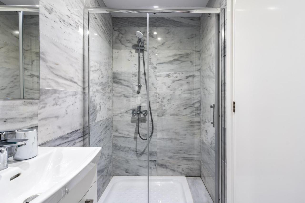 Oyster 1-Br Apt In Larnaca Bagian luar foto