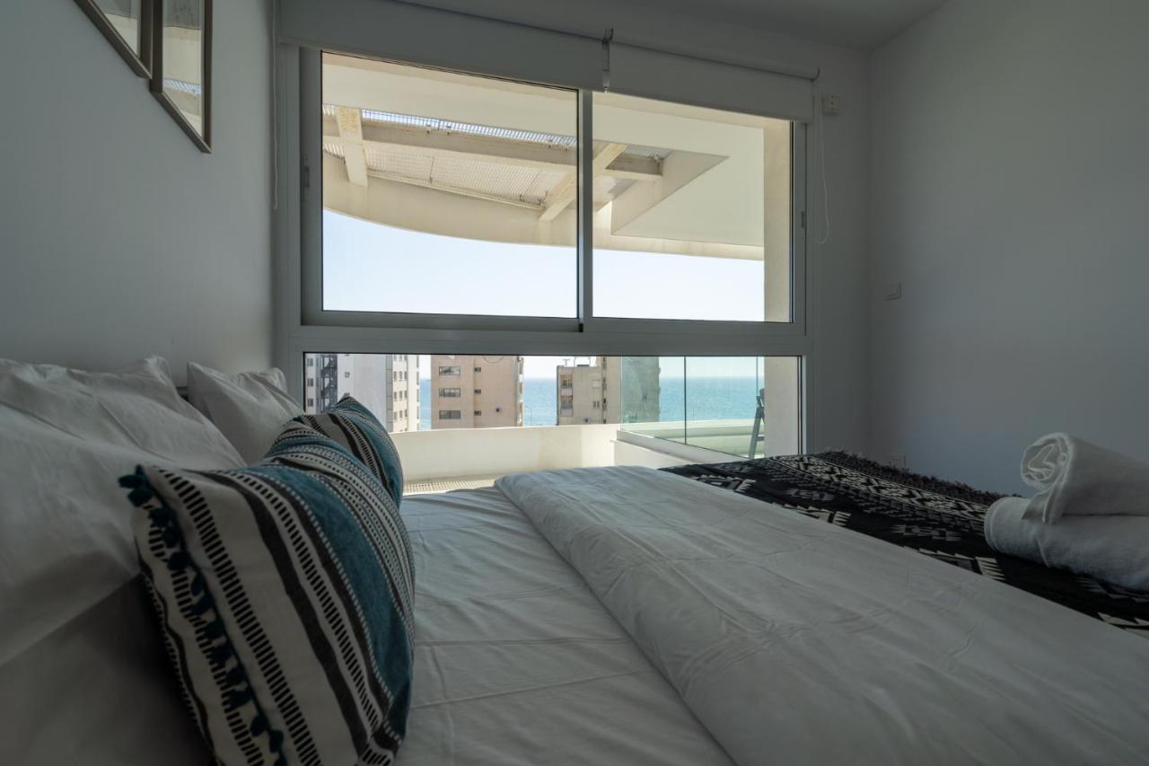 Oyster 1-Br Apt In Larnaca Bagian luar foto